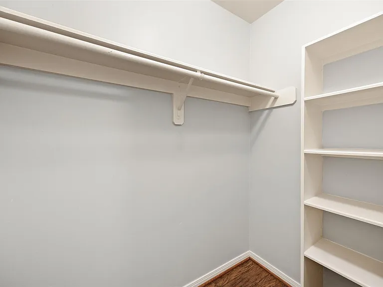 1708 Dennis St — Photo 21