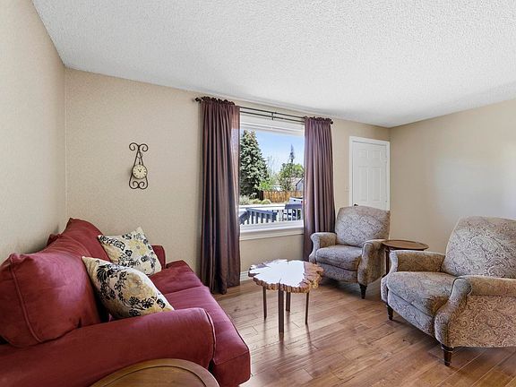 3rd image of 1232 Bowwood Dr