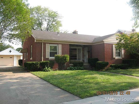 3rd image of 22101 Alger St