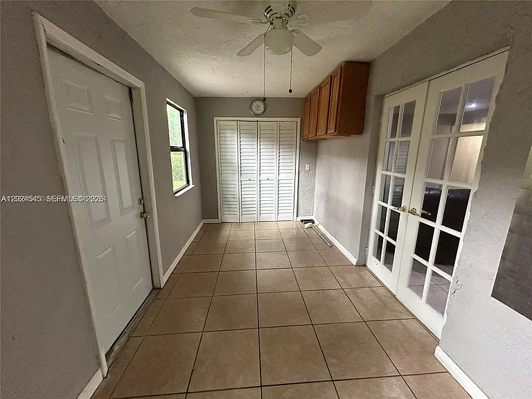 29 Madrid Ln #8-9 — Photo 10