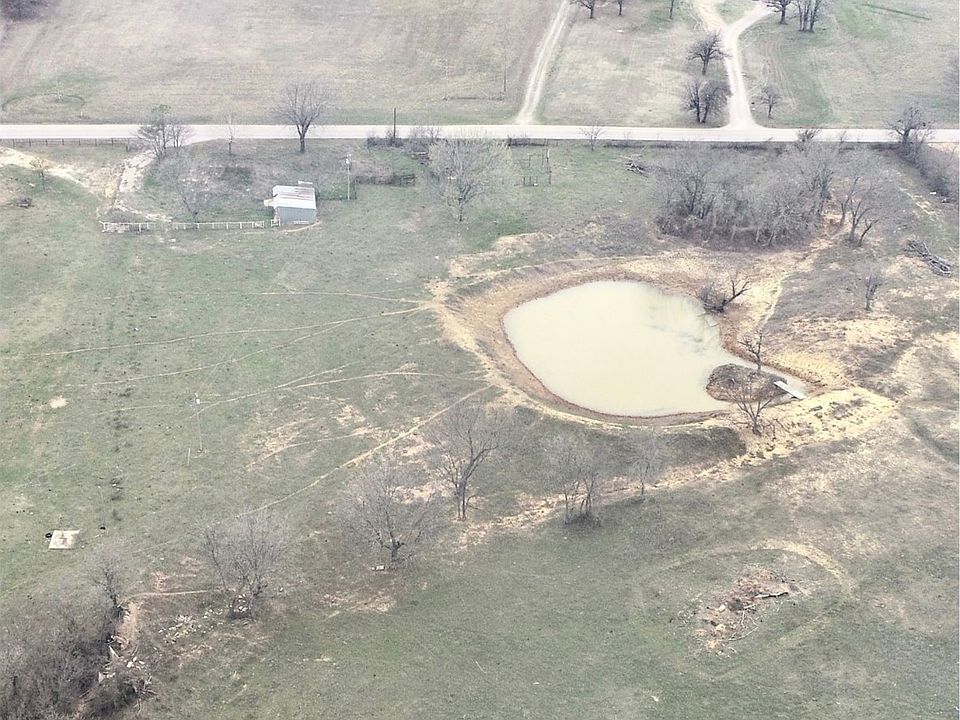 2nd image of 316 Woodford Rd