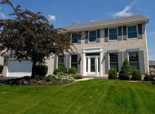 2335 Spike Horn Ln, Naperville, IL