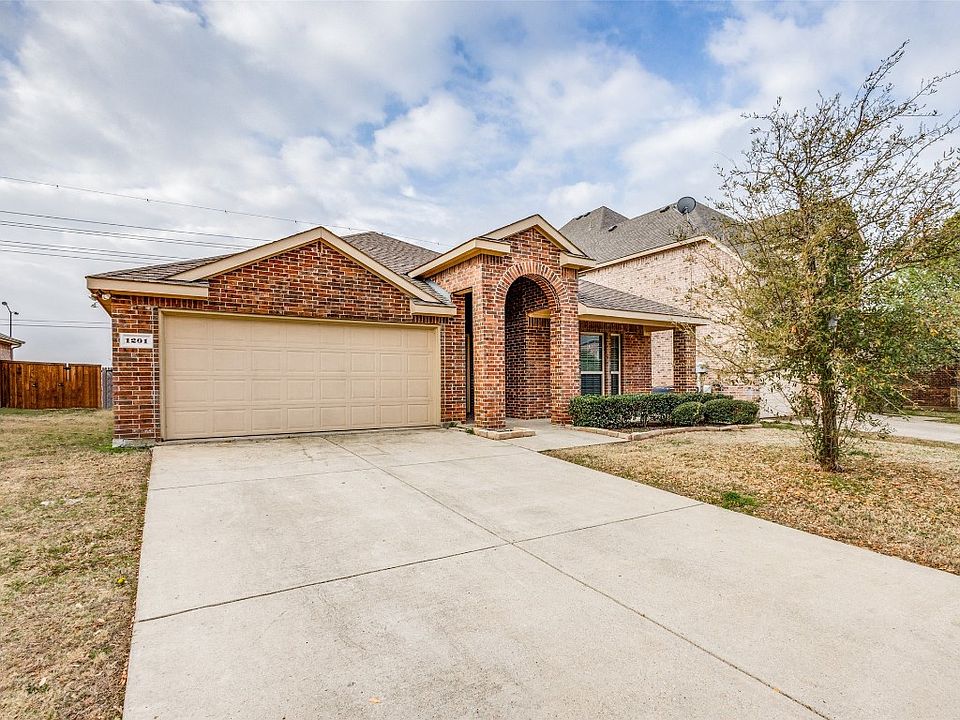 1st image of 1201 Antoinette Dr