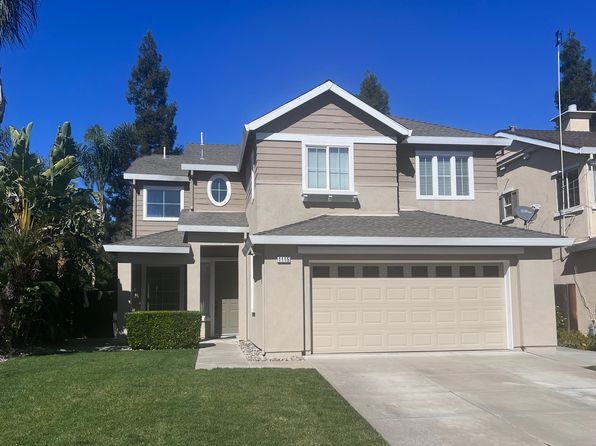 1115 Dahlia Ct
