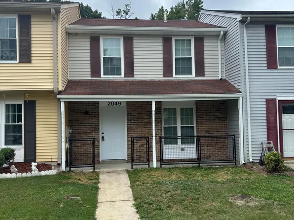 2049 Tanglewood Dr, Waldorf, MD 20601