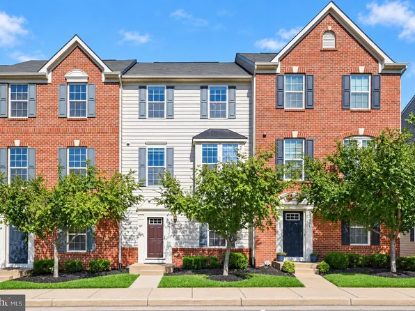 13982 Gary Fisher Trl #134, Gainesville, VA 20155