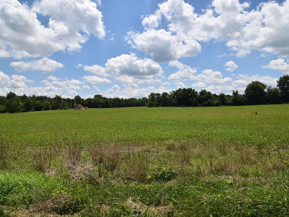 2nd image of 10025 Miller Rd NW