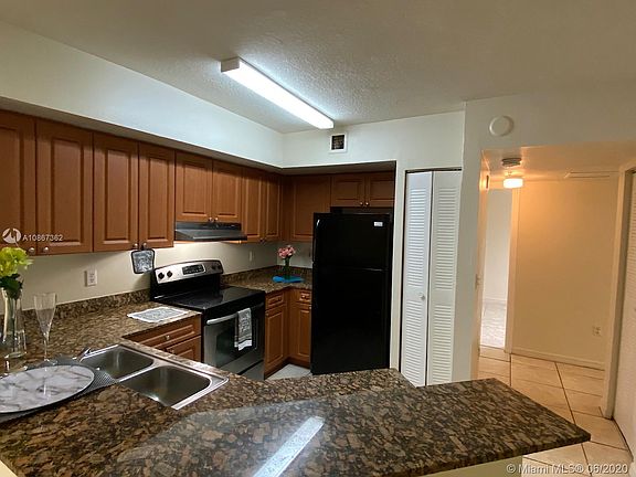 5th image of 17602 NW 25th Ave APT 305