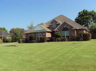 7626 Cobblestone Ter, Lumberton, TX 77657