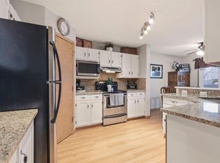 158 S Saratoga Close NE, Calgary, AB T1Y 7A1
