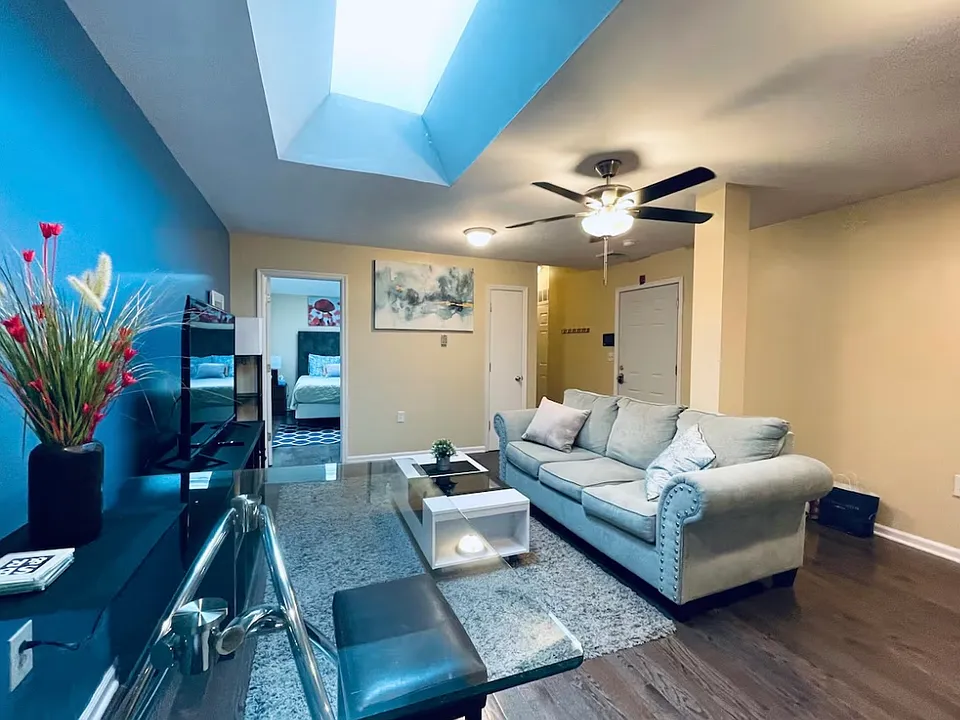 1308 South St #3R