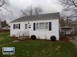 303 Deleon St, Ottawa, IL 61350