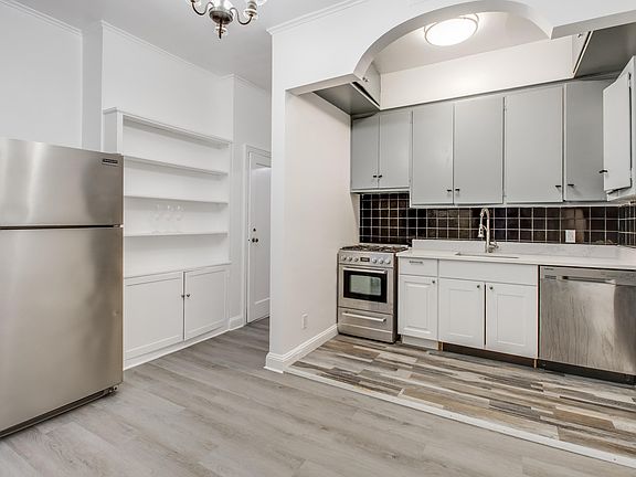 4th image of 173 Belmont Ave Floor 2