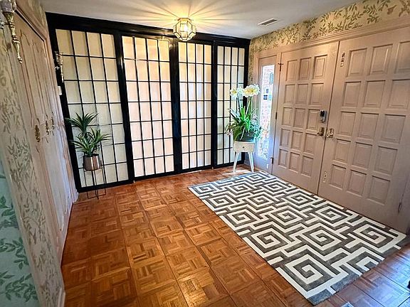 5th image of 600 Glenside Rd