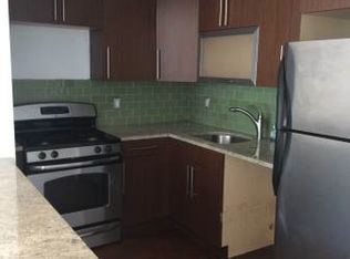 207 27th Ave APT 1L, Long Island City, NY 11102