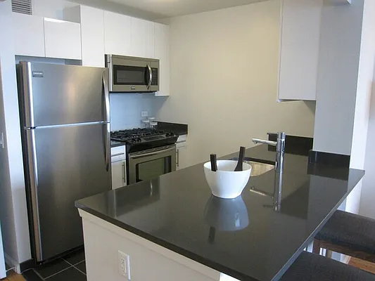 Rented by Blu Sky Realty And Management | media 7