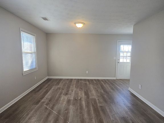 5th image of 25 Georgia Ave