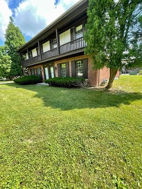 5624 Cresthaven Ln — Photo 2