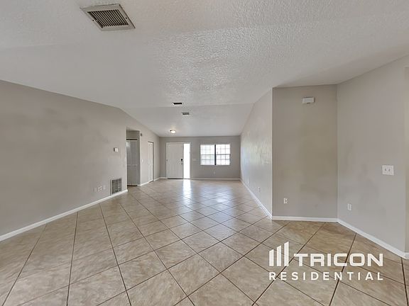 3rd image of 98 Bridgehaven Dr
