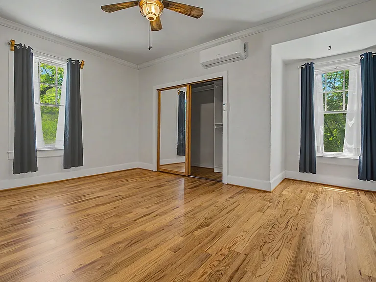 605 N 7th St — Photo 14