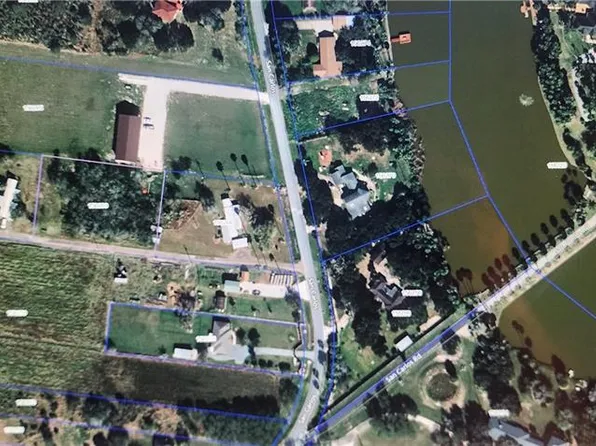 San Carlos Rd, Los Fresnos, TX 78566