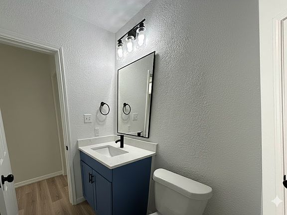 5th image of 2101 Highway 3 Suite B