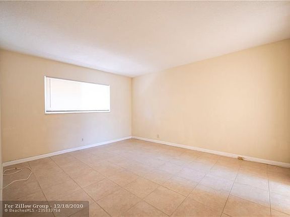 5th image of 3720 NE 22nd Ave #8