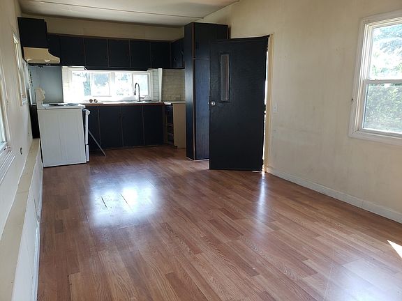 4th image of 181 Boston Post Rd #49