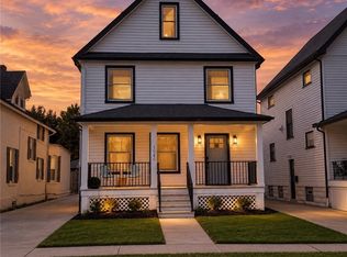 1944 W 54th St, Cleveland, OH 44102