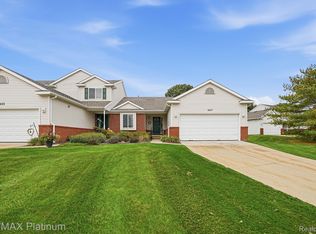 1027 Spirea, Howell, MI 48843