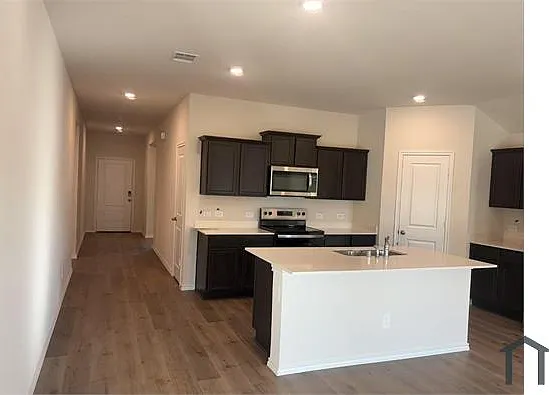 13188 Enclave Pkwy — Photo 16