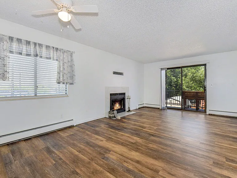 6702 Dublin Loop W — Photo 5