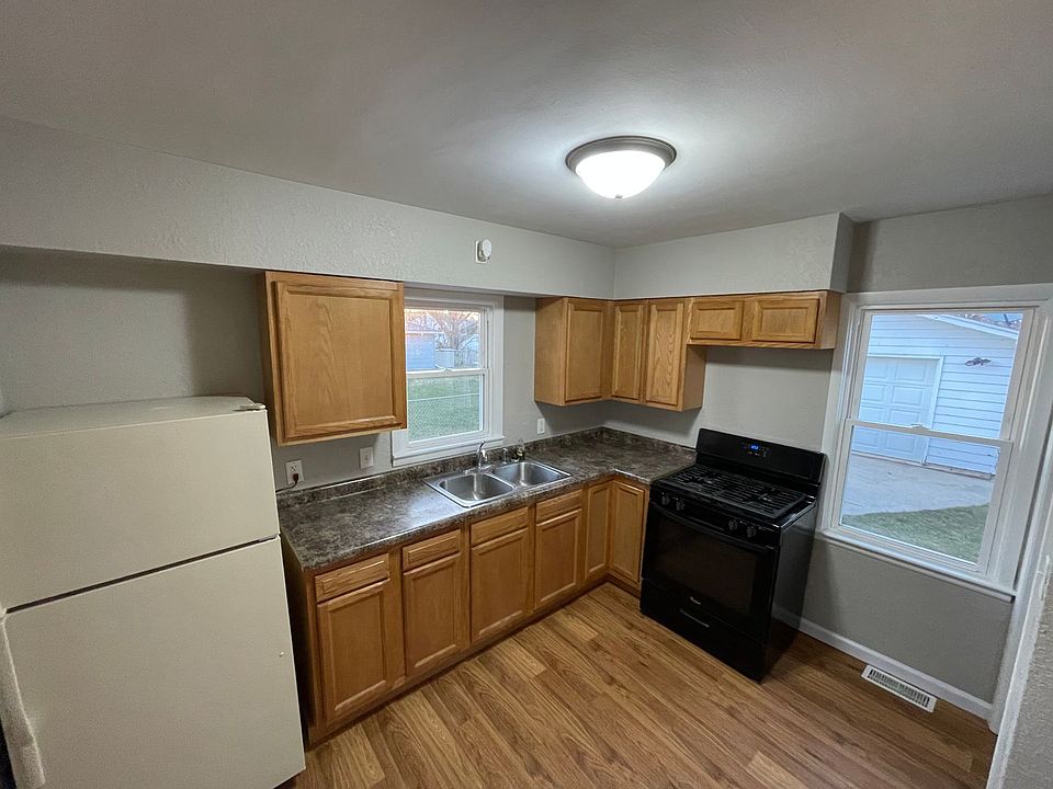 244 Marie Ave, Elk Run Heights, IA 50707 Zillow