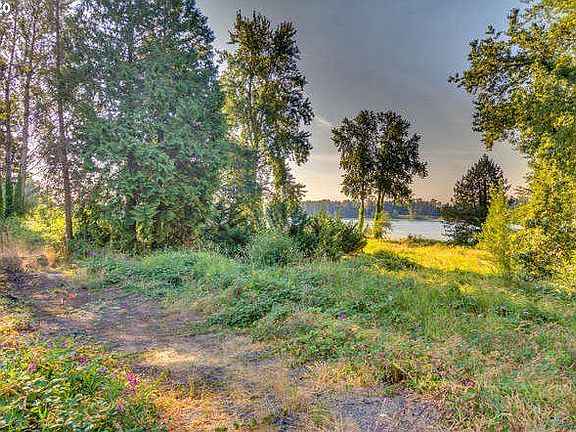3rd image of 16933 SE Evergreen Hwy