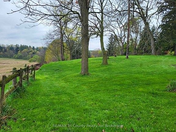 3rd image of 9088 Culloden Rd