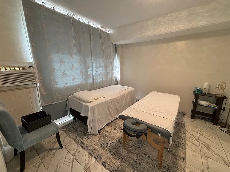 931 University Ave #309 — Photo 8