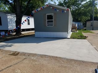 120 Orange Dr, Fenton, MO 63026