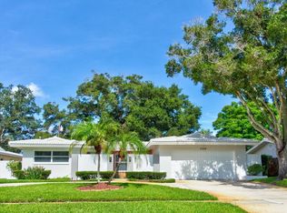 1404 Ambassador Dr, Clearwater, FL 33764