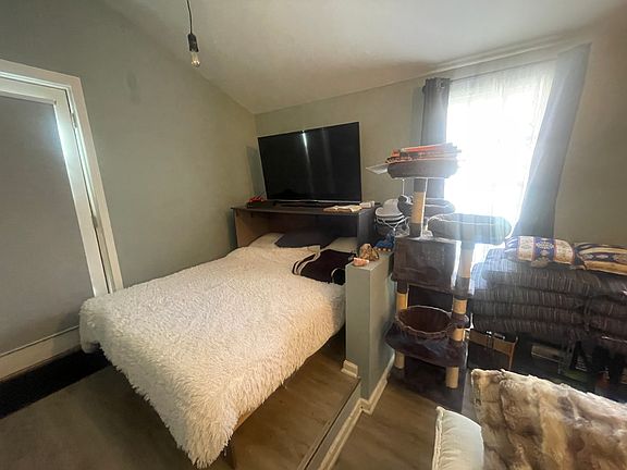 5th image of 4054 N Western Ave #2