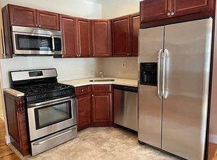 69 Kermit Pl #1F, Brooklyn, NY 11218