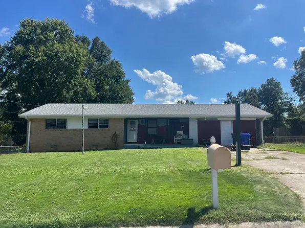 1059 Meadowbrook Ln NW, Conyers, GA 30012