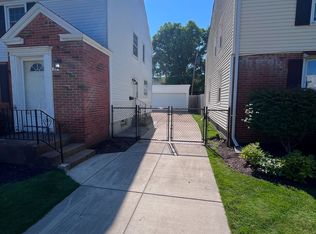 22 Louvaine Dr, Buffalo, NY 14223