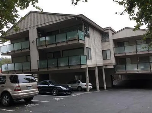 321 Bellevue Way SE APT 301, Bellevue, WA 98004