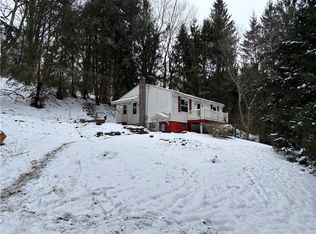 597 Mount Nebo Church Rd E, Alverton, PA 15612