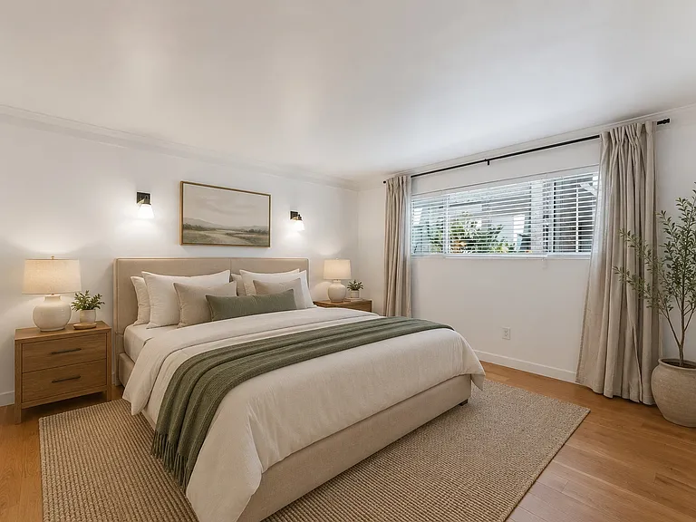 9061 Keith Ave #208 — Photo 11