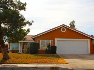 10669 Prairie St, Adelanto, CA 92301