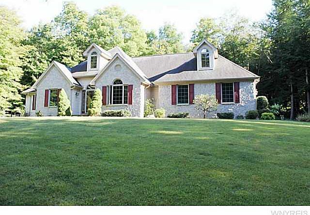 1st image of 9014 Douglas Ln