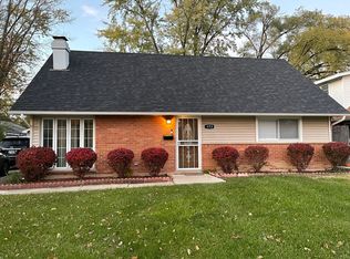 171 Frederick Dr, Chicago Heights, IL 60411