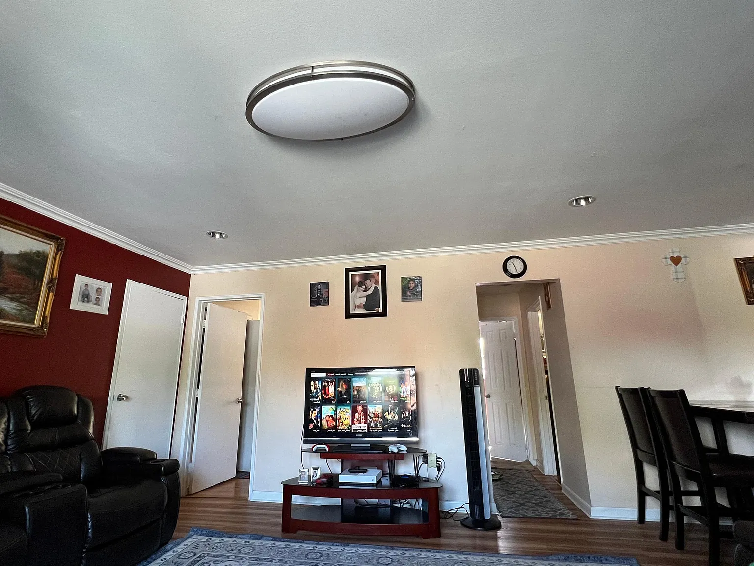 2 bed, 868 sqft, $2,299 — Photo 4