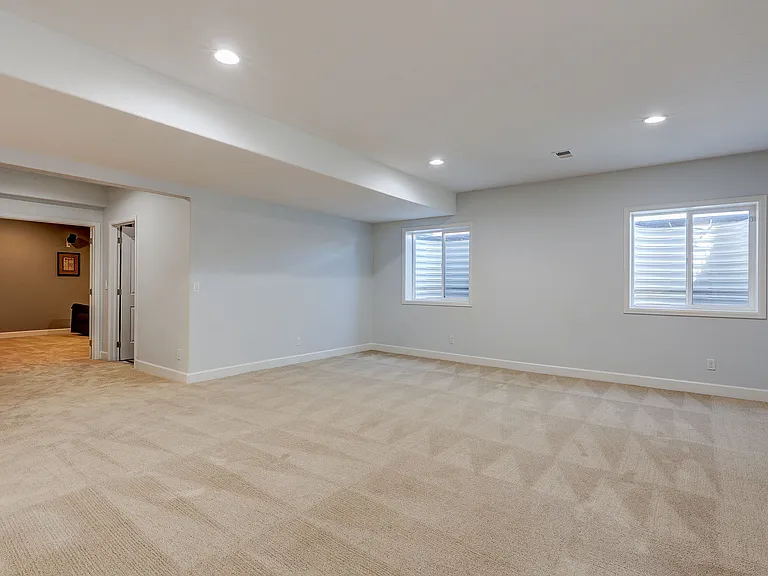 10732 Hillsboro Cir — Photo 25